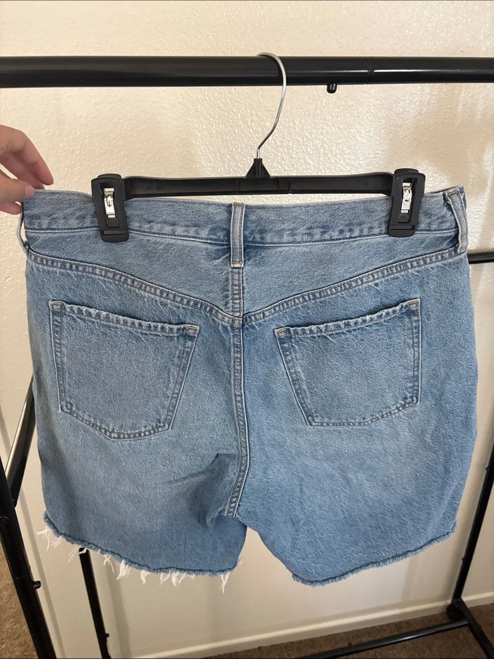 Old Navy Mid Rise Baggy Jorts Size 10